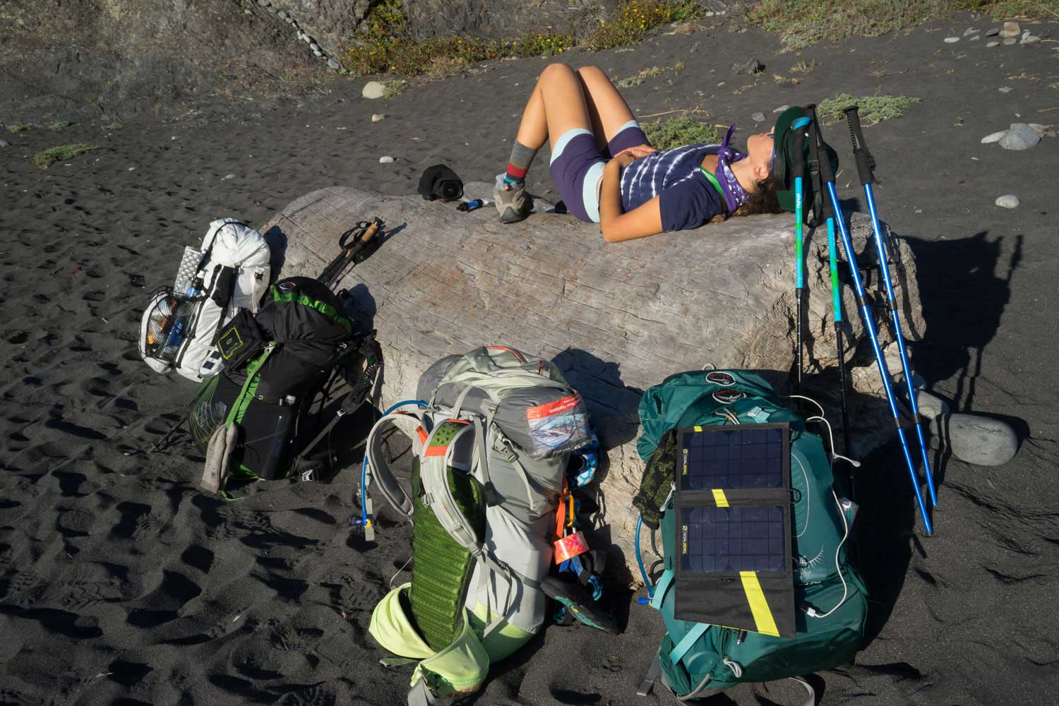 What to Pack for Your First Day Hike